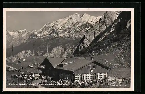 AK Garmisch, Gasthausauf der Hochalm gegen die Wettersteinwand