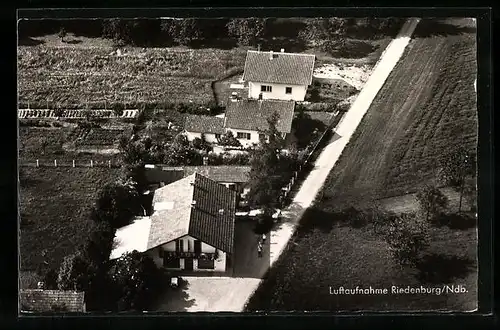 AK Riedenburg / Ndb., Teilansicht, Luftaufnahme