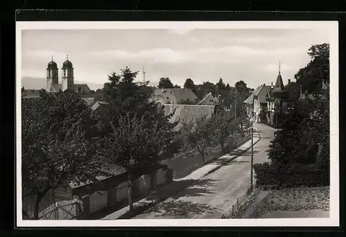 AK St. Märgen, Teilansicht mit Kirche im Hintergrund