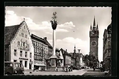 AK Straubing /Bay., Stadtplatz mit Säulendenkmal