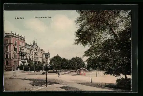 AK Aachen, Monheimsallee mit Passanten