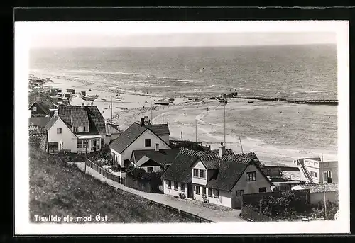 AK Tisvildeleje mod Ost, Strand