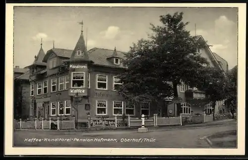 AK Oberhof /Th., Kaffee-Konditorei-Pension Hofmann, Strassenansicht