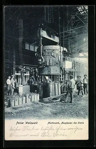 AK Peine, Peiner Walzwerk, Martinwerk, Ausgiessen des Stahls, Fabrikarbeiter