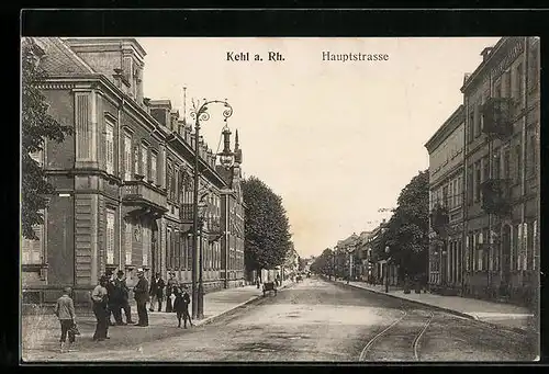 AK Kehl /Rhein, Passanten in der Hauptstrasse