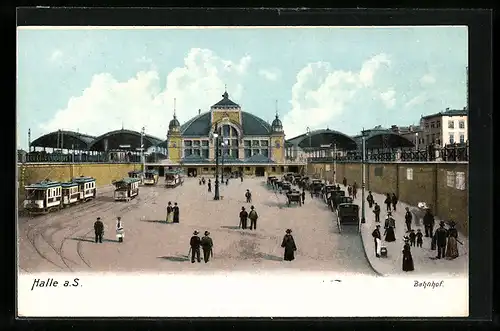 AK Halle a. S., Strassenbahnen vor dem Bahnhof