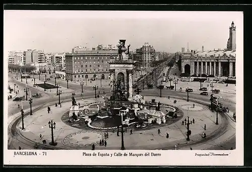 AK Barcelona, Plaza de Espana y Calle de Marques del Duero, Strassenbahn