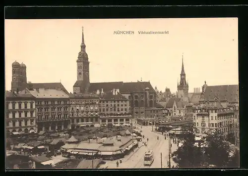 AK München, Viktualienmarkt mit Strassenbahn