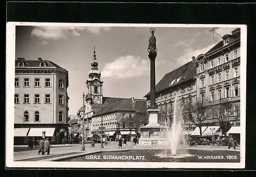 AK Graz, Bismarckplatz mit Fontäne und Strassenbahn