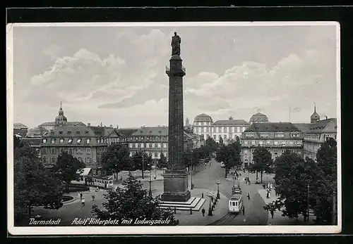 AK Darmstadt, platz mit Ludwigsäule und Strassenbahnen