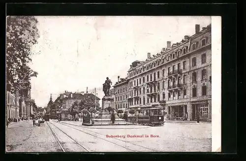 AK Bern, Strassenbahnen am Bubenberg-Denkmal