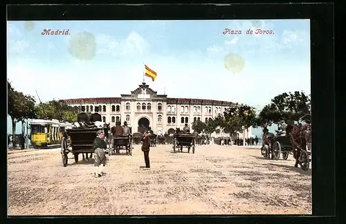 AK Madrid, Plaza de Toros, Strassenbahn