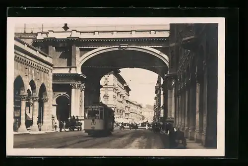 AK Genova, Ponte Monumentale e Via XX Settembre, Strassenbahn