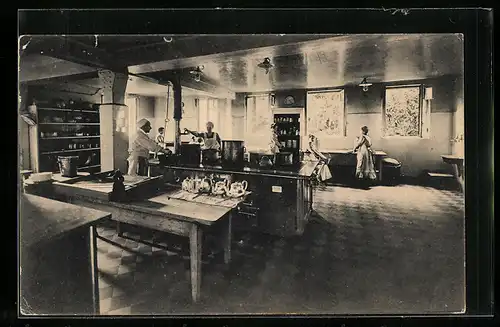 AK Kennenburg, Blick in eine Grossküche