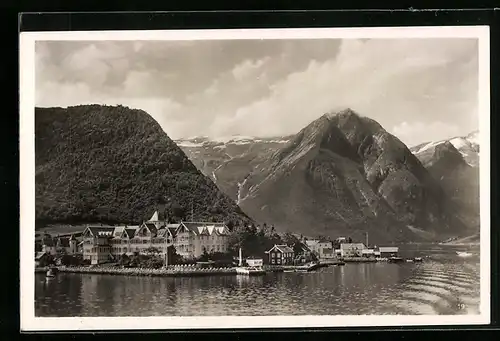 AK Balholm, Balestrand, Ortsansicht aus der Vogelschau