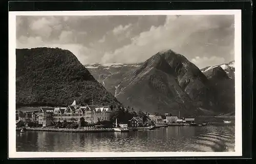 AK Balholm, Balestrand, Ortsansicht aus der Vogelschau