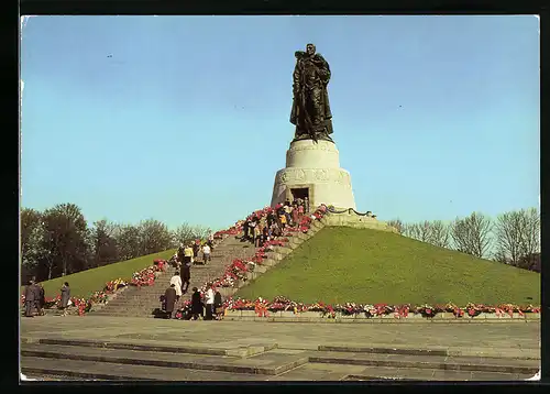 AK Berlin-Treptow, Sowjetisches Ehrenmal im Treptower Park