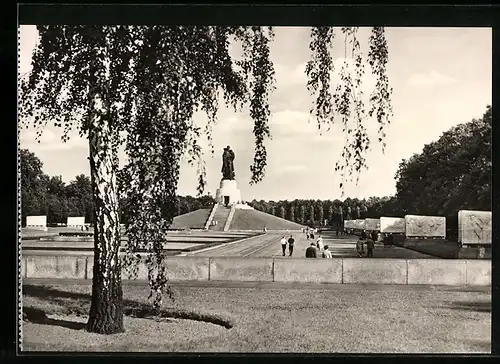 AK Berlin-Treptow, Sowjetisches Ehrenmal