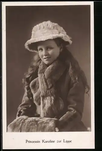 AK Prinzessin Karoline zur Lippe mit Pelzmuff