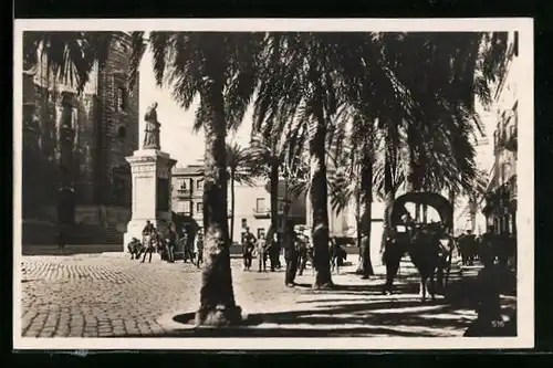 AK Cadiz, Denkmal bei der Kathedrale