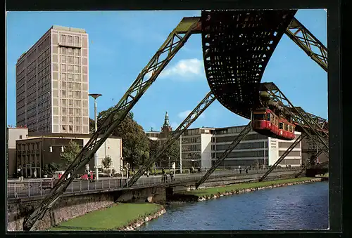 AK Wuppertal, Schwebebahn über der Wupper mit Glanzstoff-Verwaltungshochhaus