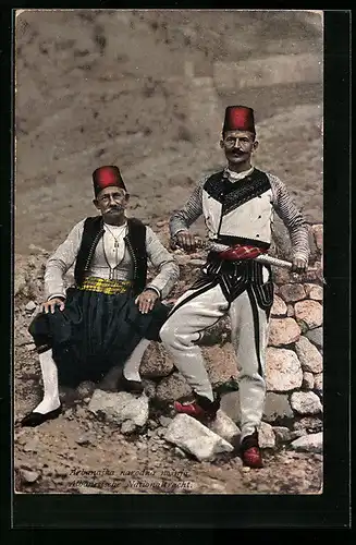 AK Albanesische Nationaltracht, Zwei Albaner mit einem Schwert
