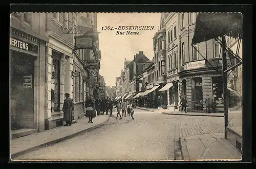 AK Euskirchen, Neue Strasse mit Passanten