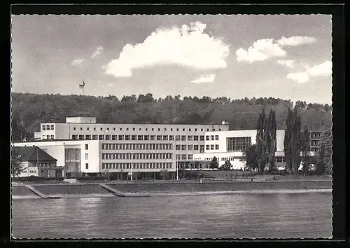 AK Bonn, Bundeshaus, vom Wasser gesehen