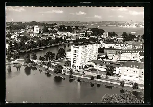 AK Kiel, Blick vom Rathaus auf den Ort