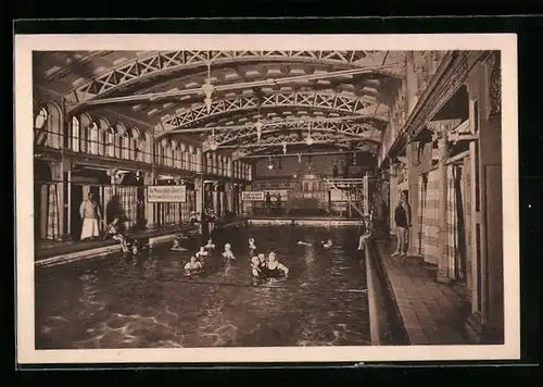 AK Karlsruhe, Städtisches Friedrichsbad, Schwimmhalle, Innenansicht