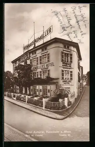 AK Rüdesheim /Rh., Hotel Aumüller W. Fiessler mit Strasse