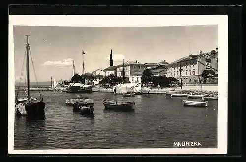 AK Malinska, Partie im Hafen