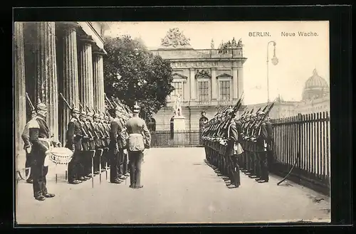 AK Berlin, Ablösung der Wache an der Neuen Wache