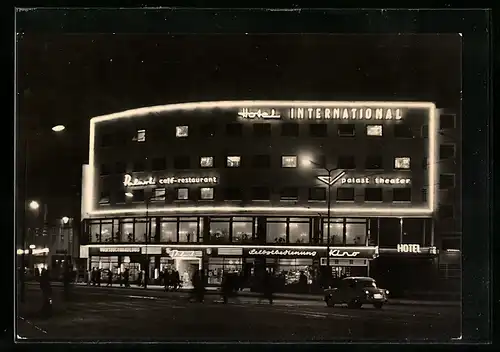 AK Jena, Hotel International bei Nacht