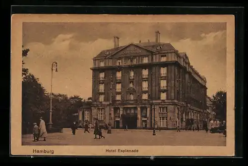 AK Hamburg-Neustadt, Hotel Esplanade mit Passanten