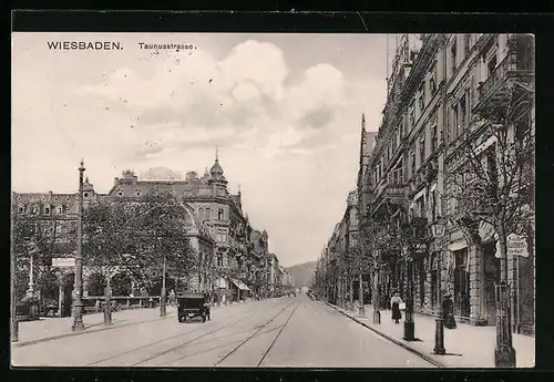 AK Wiesbaden, Blick in die Taunusstrasse