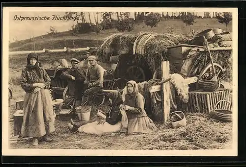 AK Ostpreussische Flüchtlinge mit einem Karren