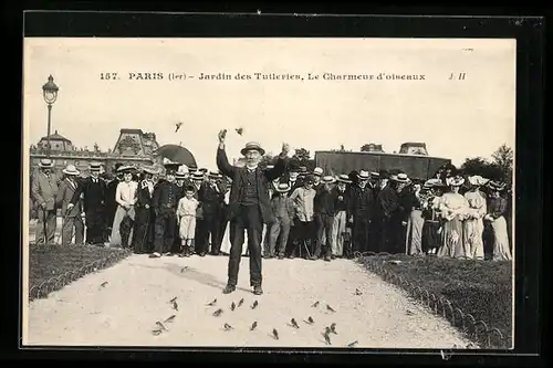 AK Paris, Jardin des Tuileries, Le Charmeur d`oiseaux