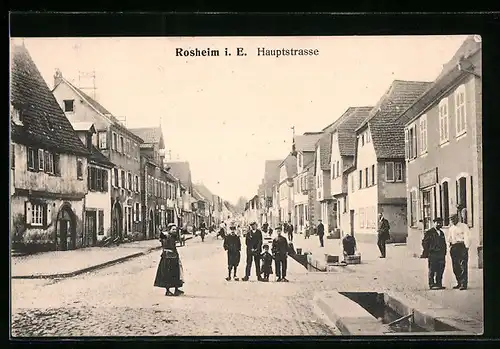 AK Rosheim i. E., Einwohner auf der Hauptstrasse