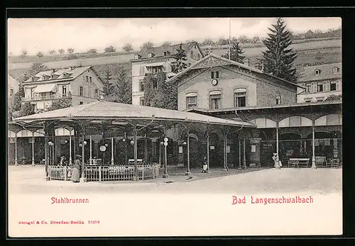 AK Bad Langenschwalbach, Besucher am Stahlbrunnen