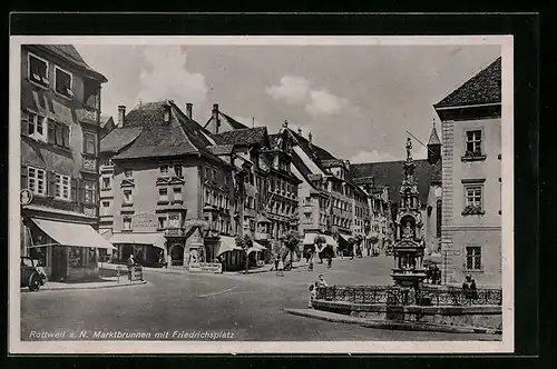 AK Rottweil a. N., Marktbrunnen mit dem Friedrichsplatz