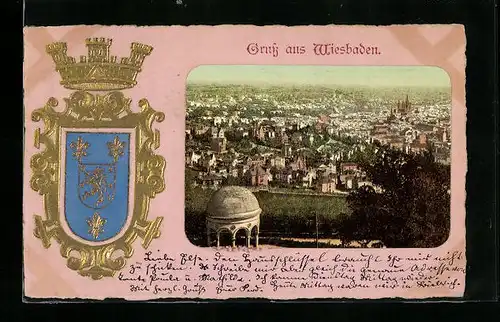Präge-AK Wiesbaden, Generalansicht der Stadt, Pavillon im Vordergrund, Stadtwappen in Gold