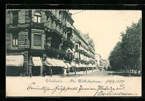 AK Wiesbaden, Blick in die Wilhelmstrasse mit der Häuserzeile