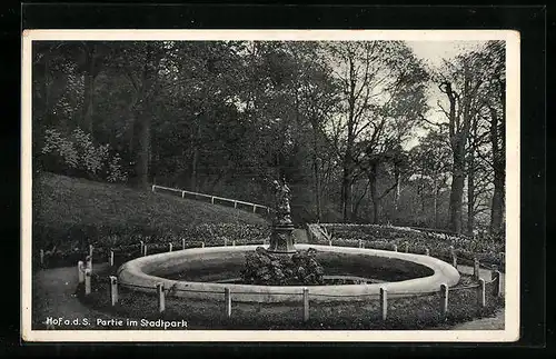 AK Hof / Saale, Brunnen im Stadtpark