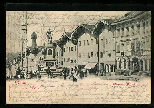 AK Bad Tölz, Oberer Markt, Passanten am Denkmal