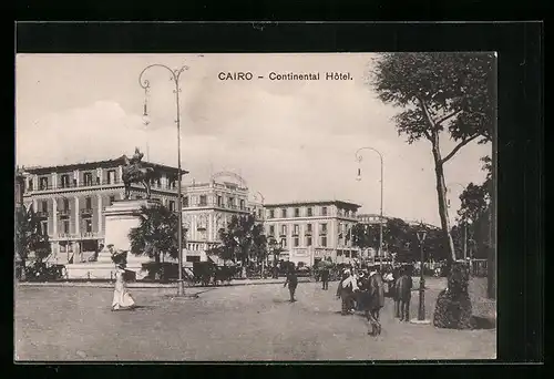 AK Kairo, Continental Hotel mit Strasse und Passanten