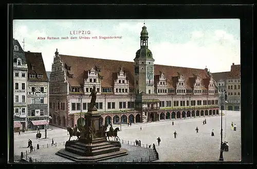 AK Leipzig, Altes Rathaus nach dem Umbau mit Siegesdenkmal