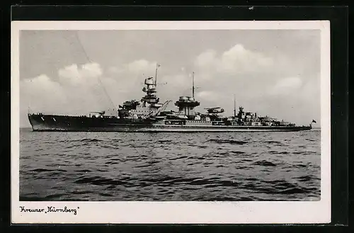 AK Kreuzer Nürnberg auf See