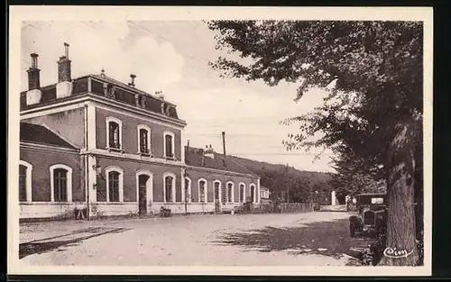 AK St-Sulpice-Laurère, La Gare, Bahnhof