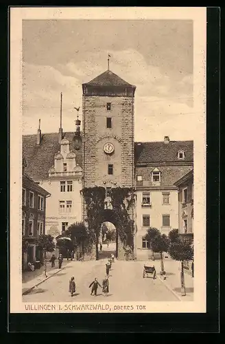 AK Villingen, Strassenpartie mit Oberes Tor